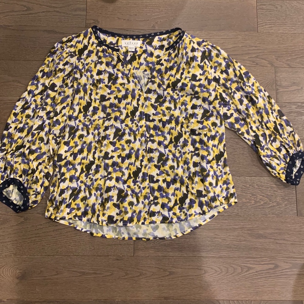 Velvet blouse by graham + Spencer-NWT